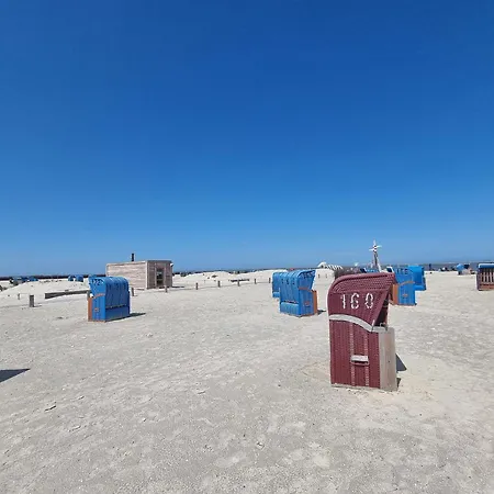 Heimathafen Zentral In Eingezaeunt, Hund Willkommen Holiday home