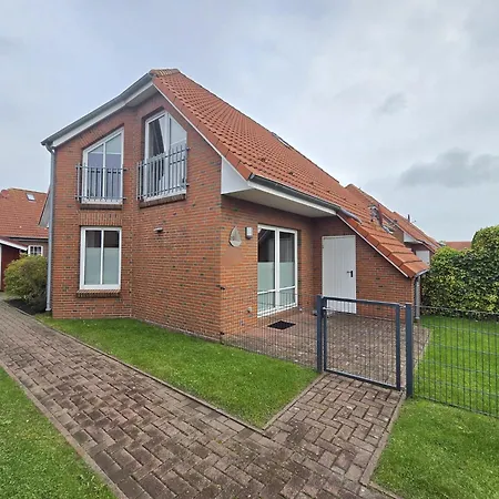 Heimathafen Zentral In Eingezaeunt, Hund Willkommen Holiday home Nessmersiel